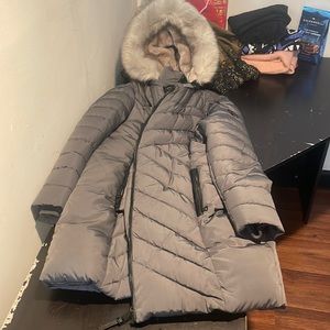 Womens DKNY winter coat fur hood